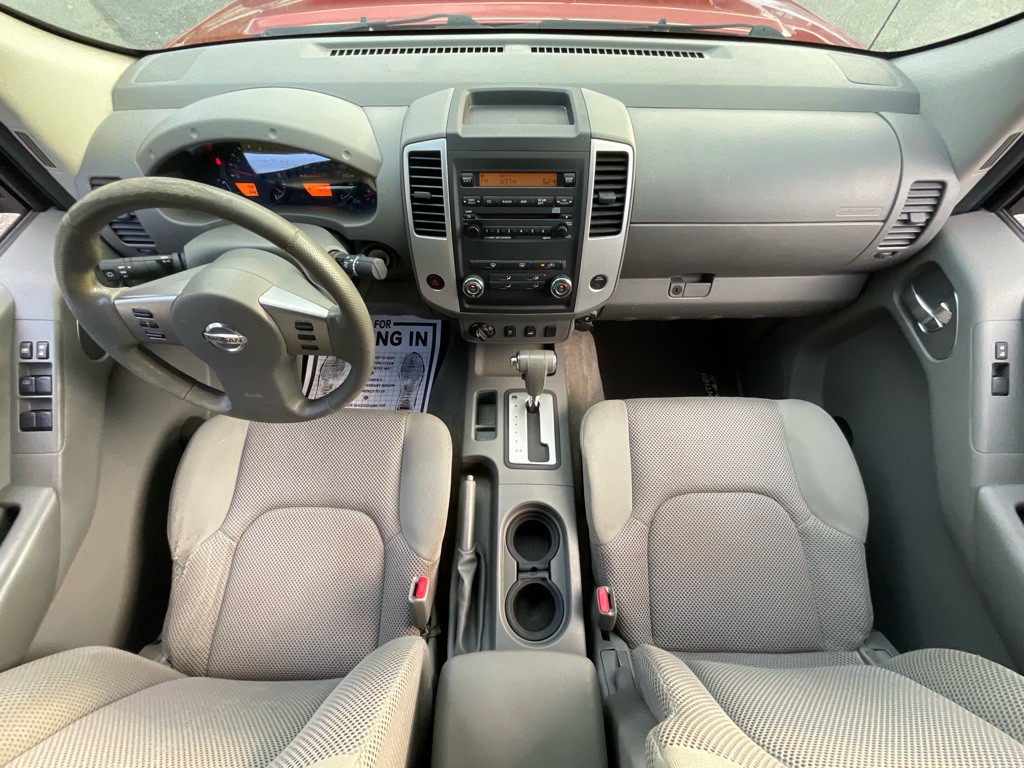 2012 Nissan Frontier Image 21