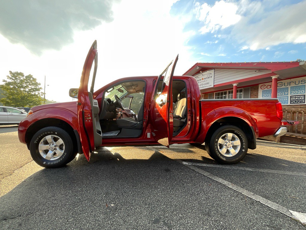 2012 Nissan Frontier Image 34