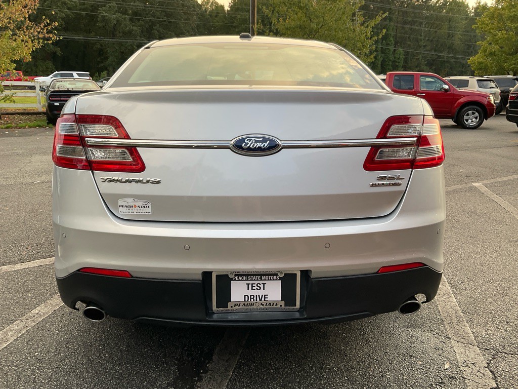 2013 Ford Taurus Image 6