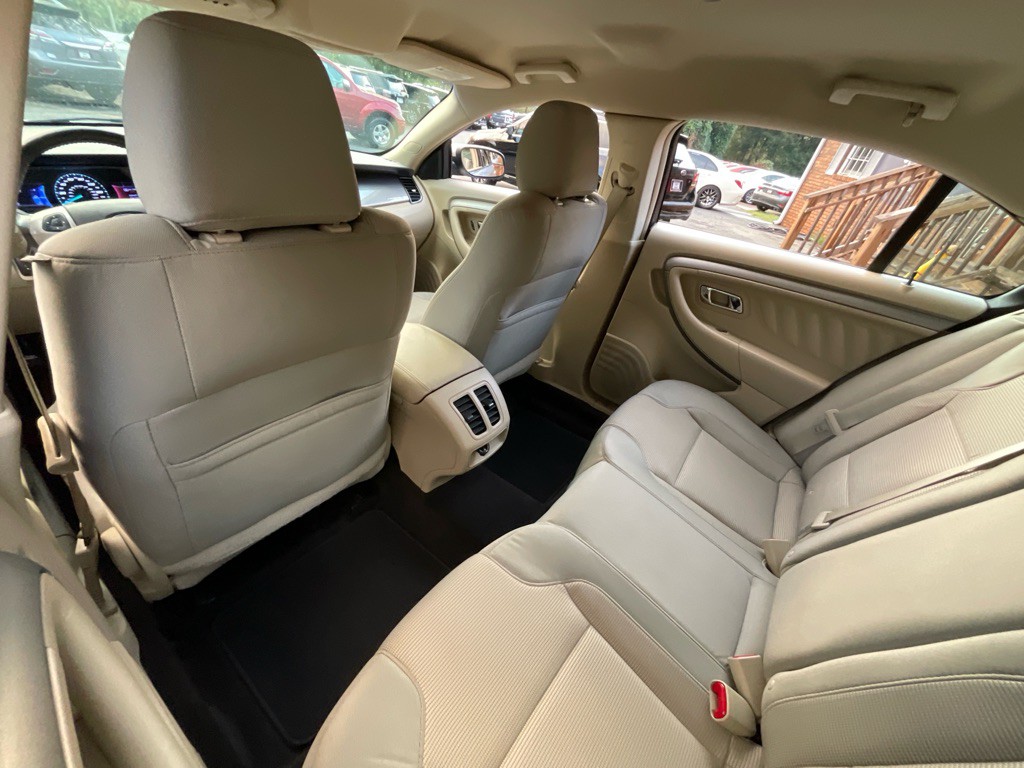 2013 Ford Taurus Image 27