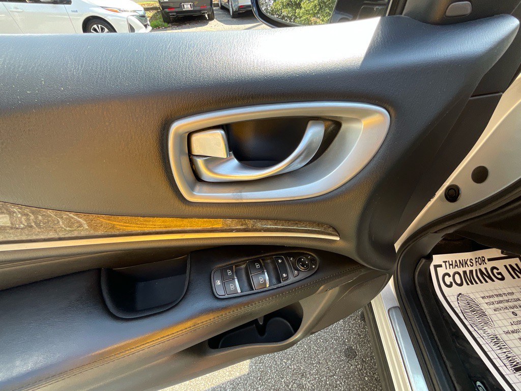 2015 INFINITI QX60 Image 45