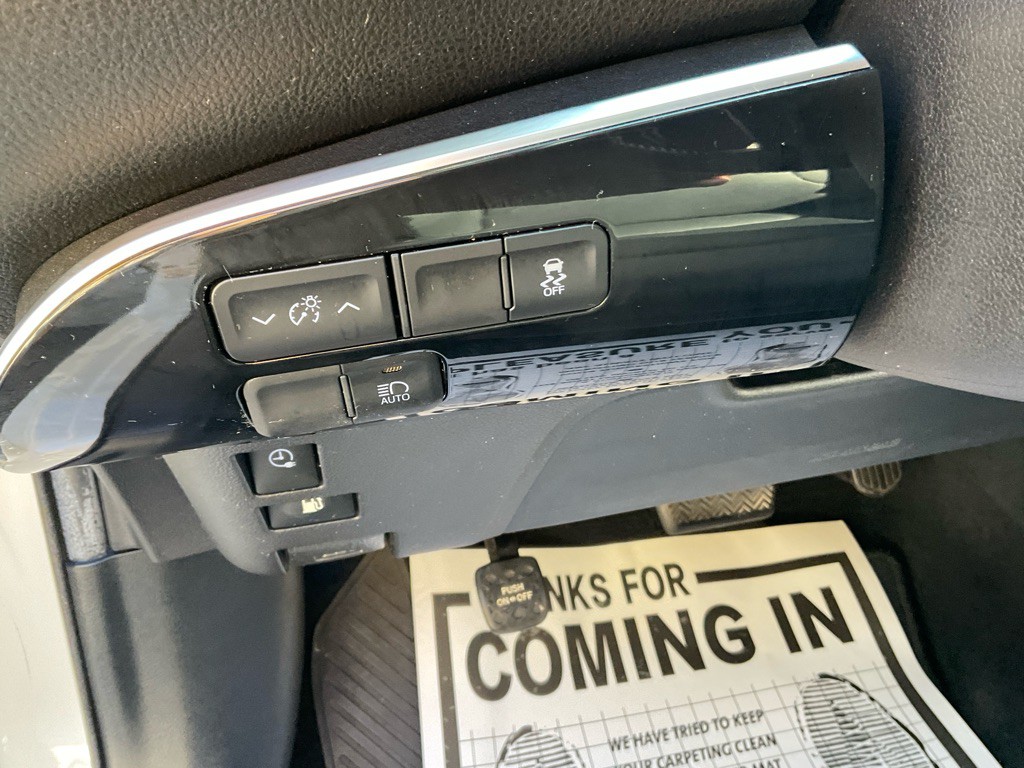 2018 Toyota Prius Image 41