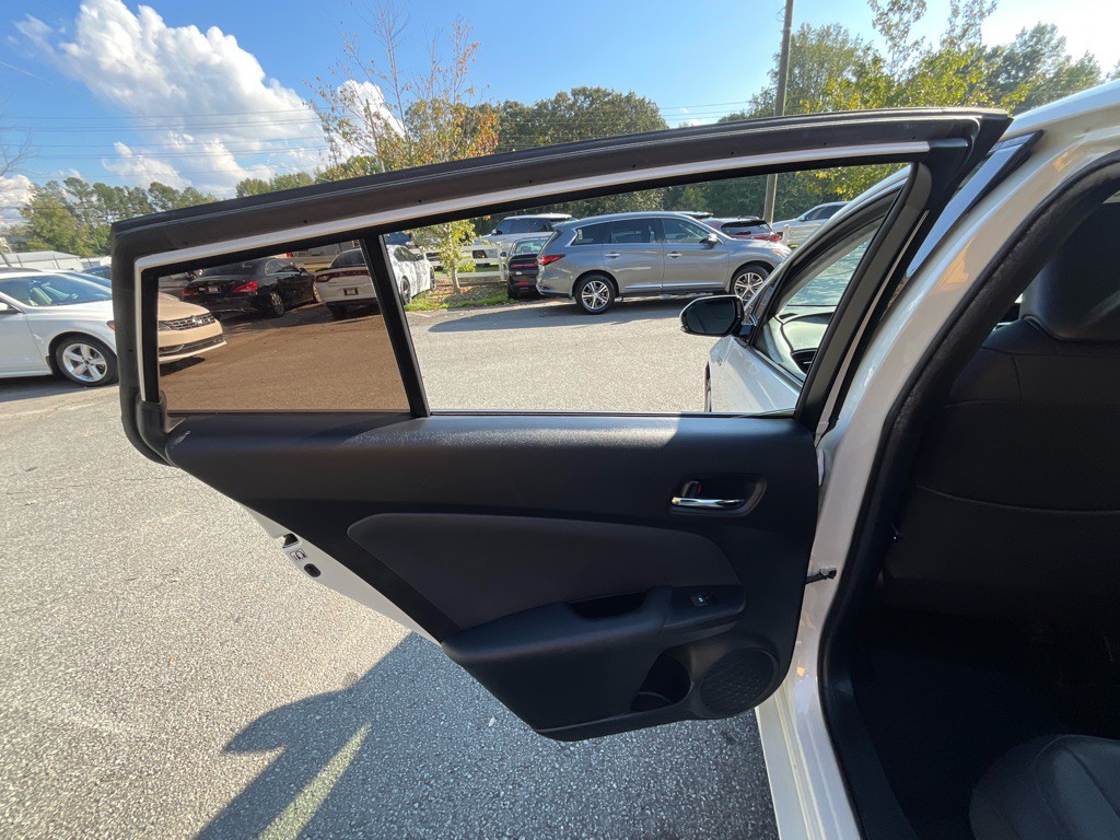 2018 Toyota Prius Image 42
