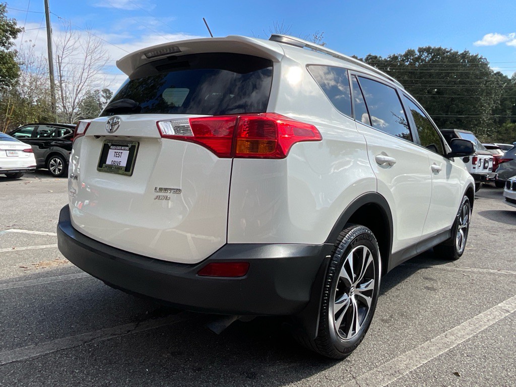 2015 Toyota Rav4 Image 5