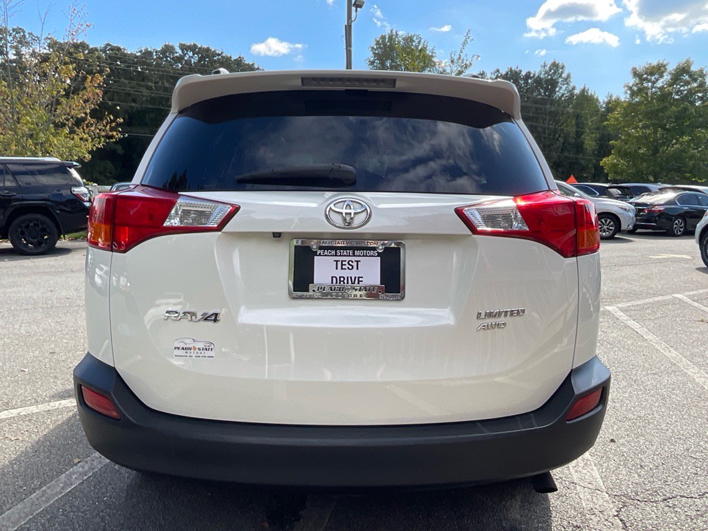 2015 Toyota Rav4 Image 6
