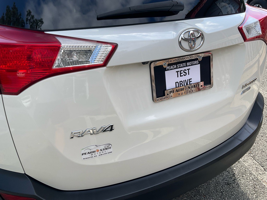 2015 Toyota Rav4 Image 9