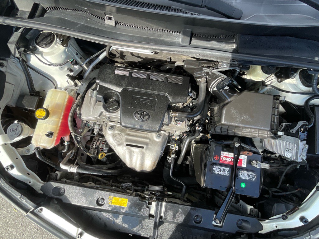 2015 Toyota Rav4 Image 13