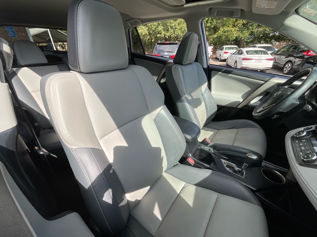 2015 Toyota Rav4 Image 19