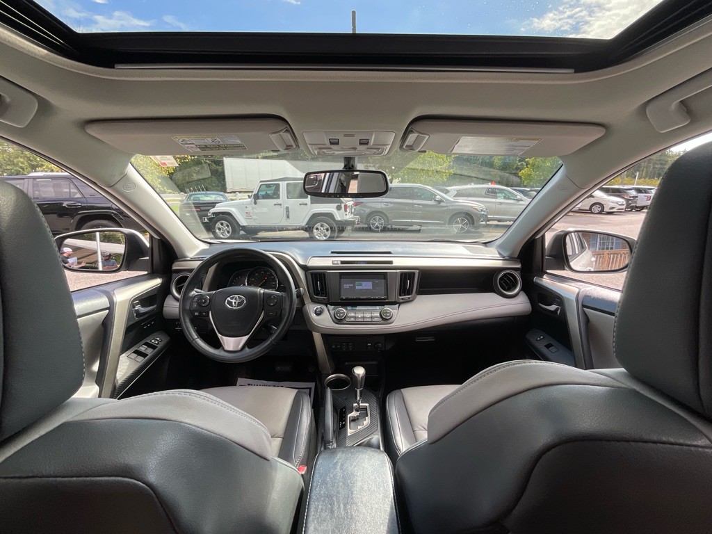 2015 Toyota Rav4 Image 20