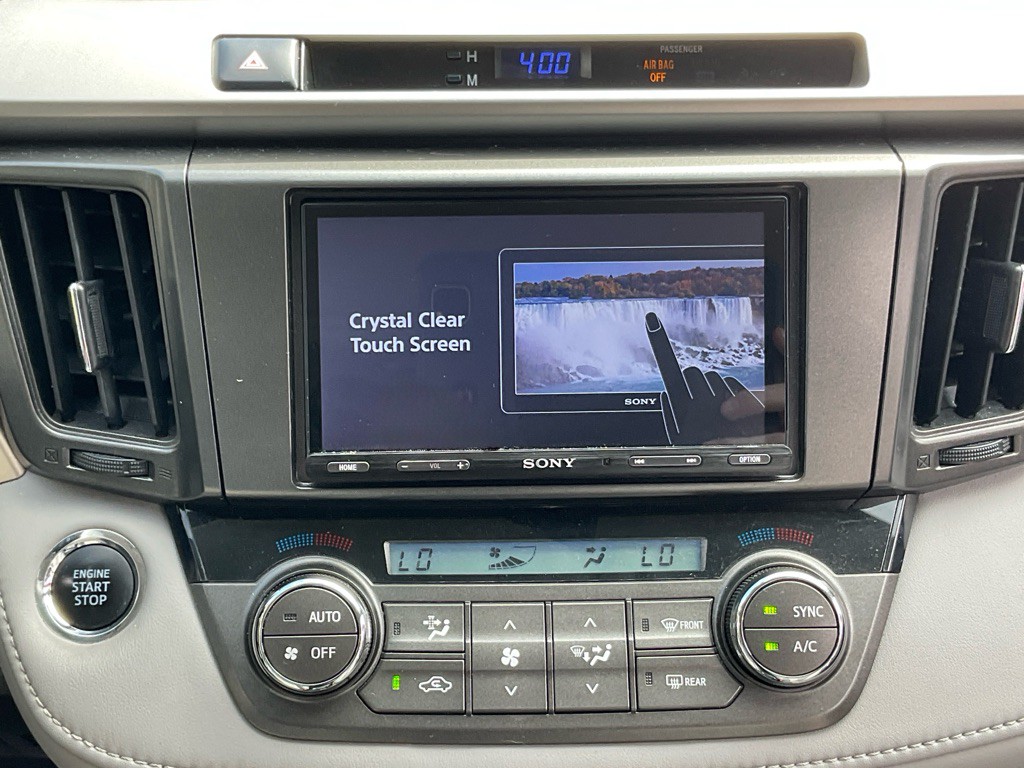 2015 Toyota Rav4 Image 22