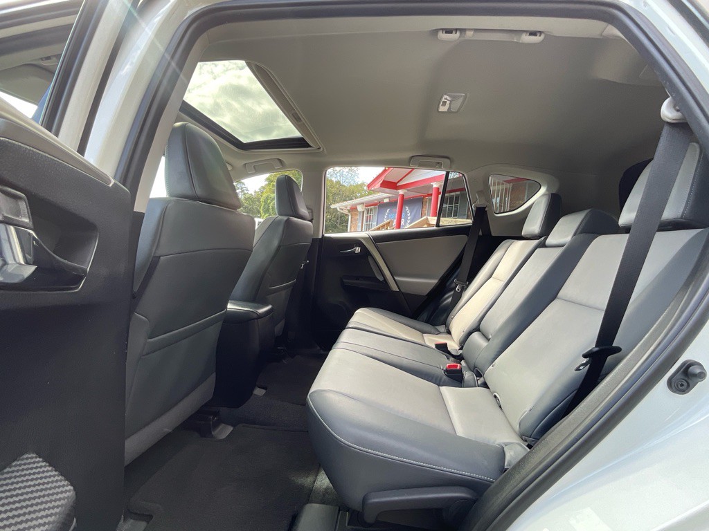2015 Toyota Rav4 Image 27