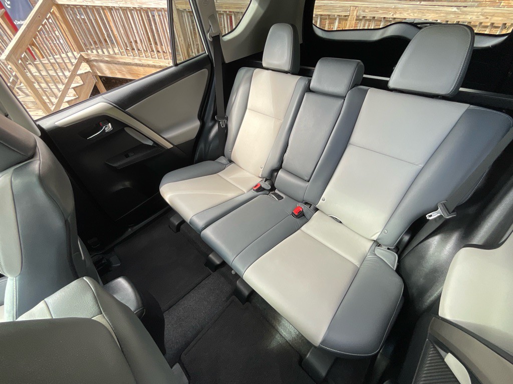2015 Toyota Rav4 Image 29