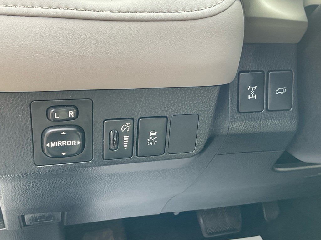 2015 Toyota Rav4 Image 39