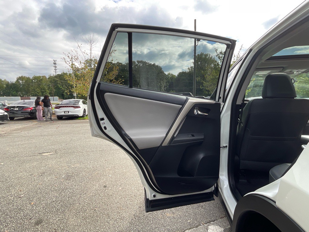 2015 Toyota Rav4 Image 41