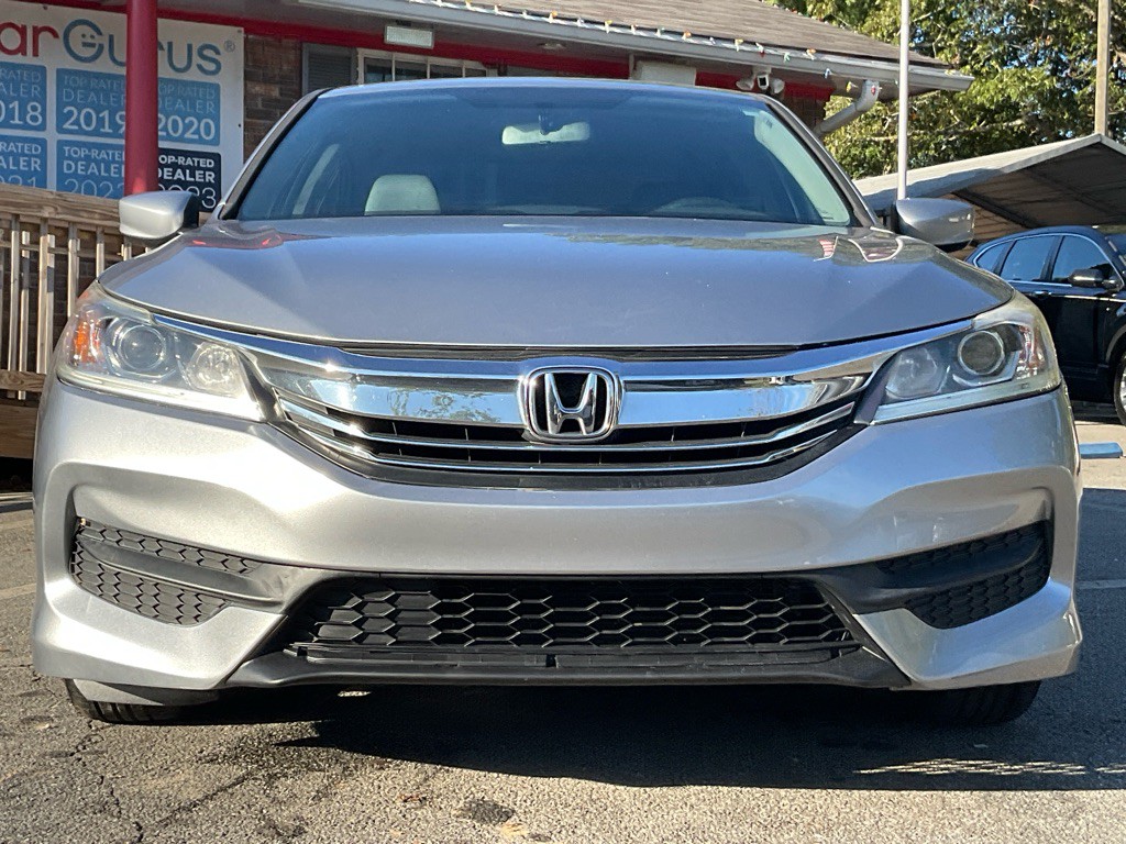 2017 Honda Accord Image 2
