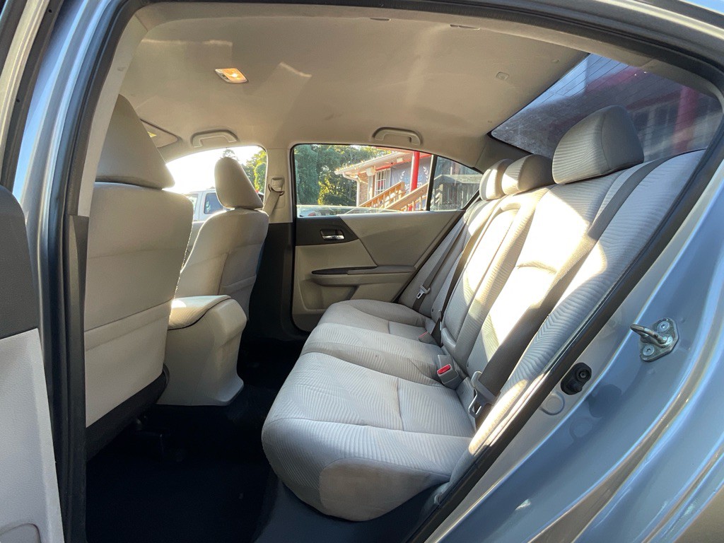 2017 Honda Accord Image 43