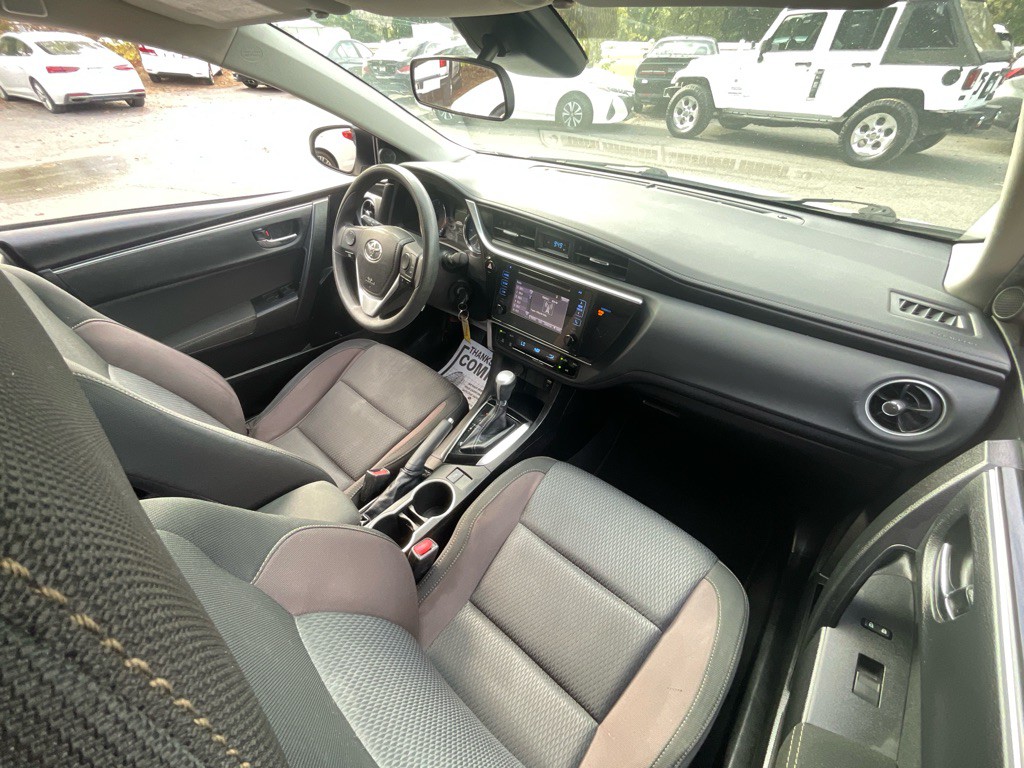 2019 Toyota Corolla Image 18