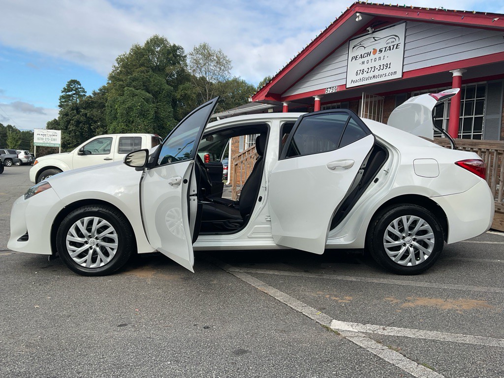 2019 Toyota Corolla Image 34