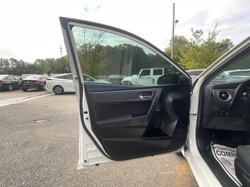 2019 Toyota Corolla Image 36