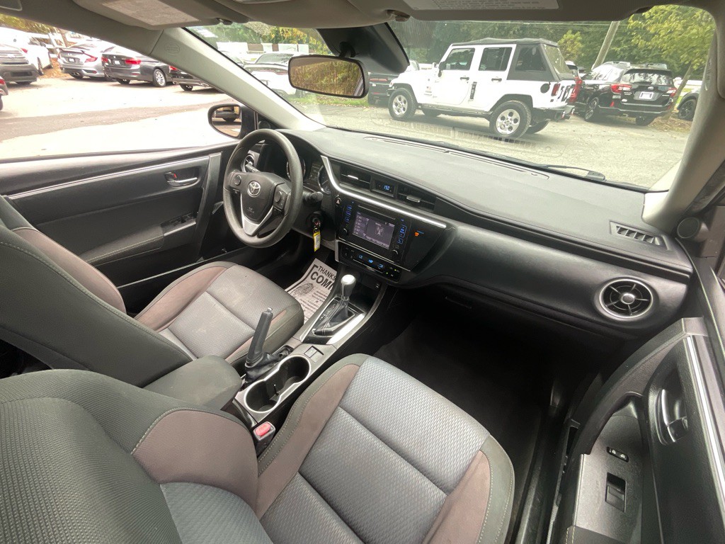 2019 Toyota Corolla Image 16