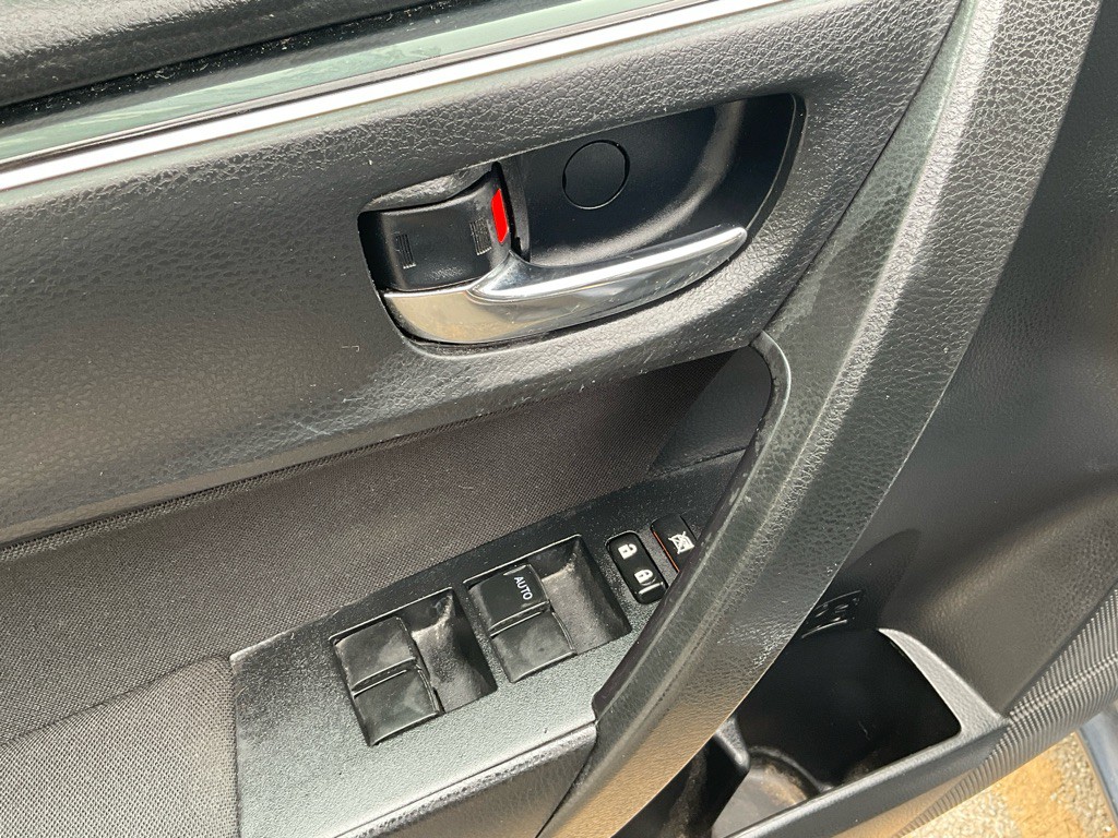 2019 Toyota Corolla Image 33
