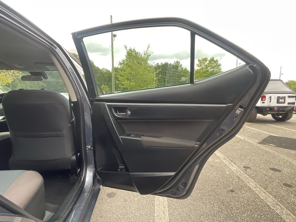 2019 Toyota Corolla Image 37