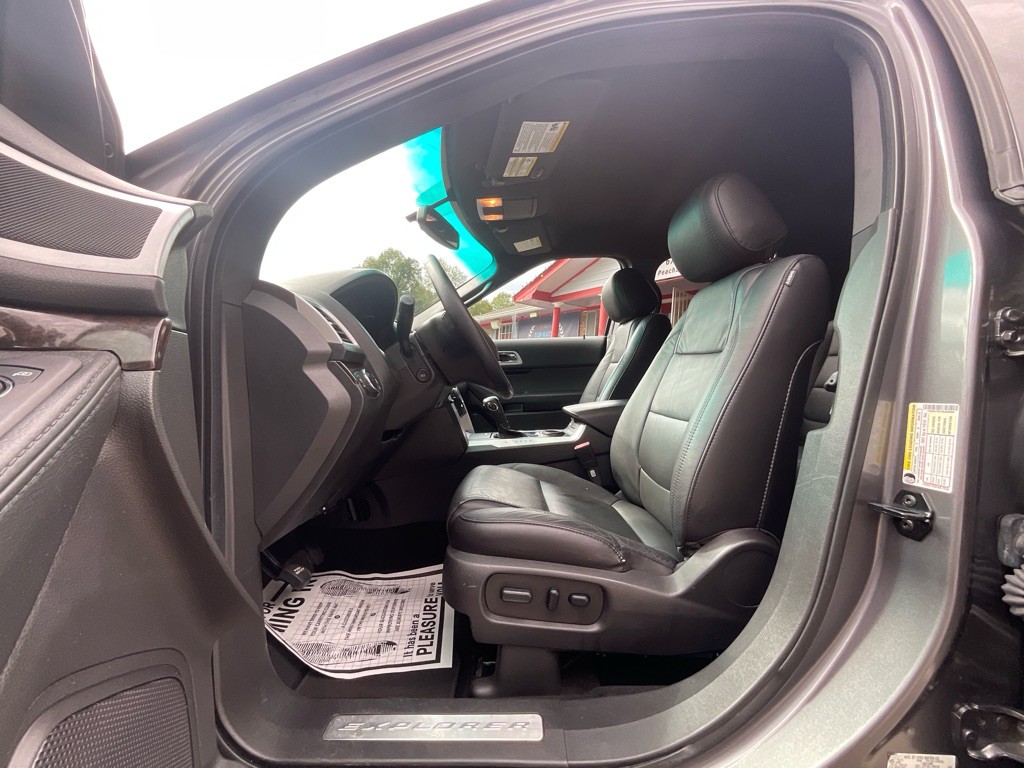 2014 Ford Explorer Image 13