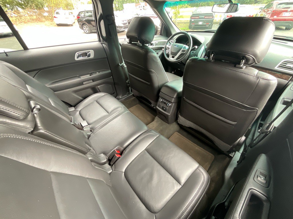 2014 Ford Explorer Image 30