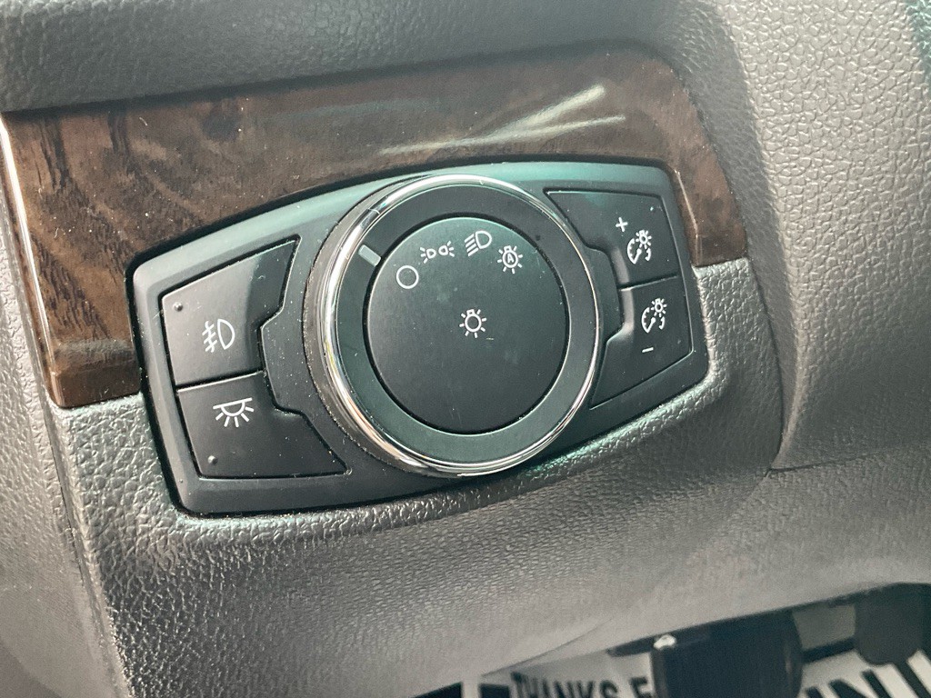 2014 Ford Explorer Image 38