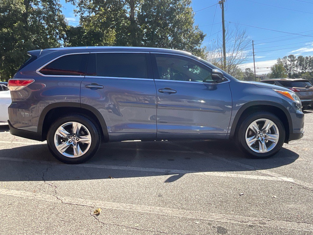2016 Toyota Highlander Image 4