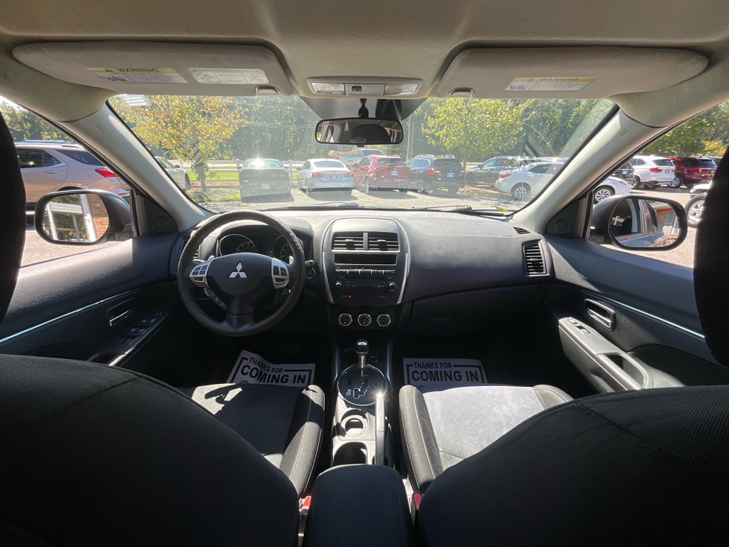 2013 Mitsubishi Outlander Image 19