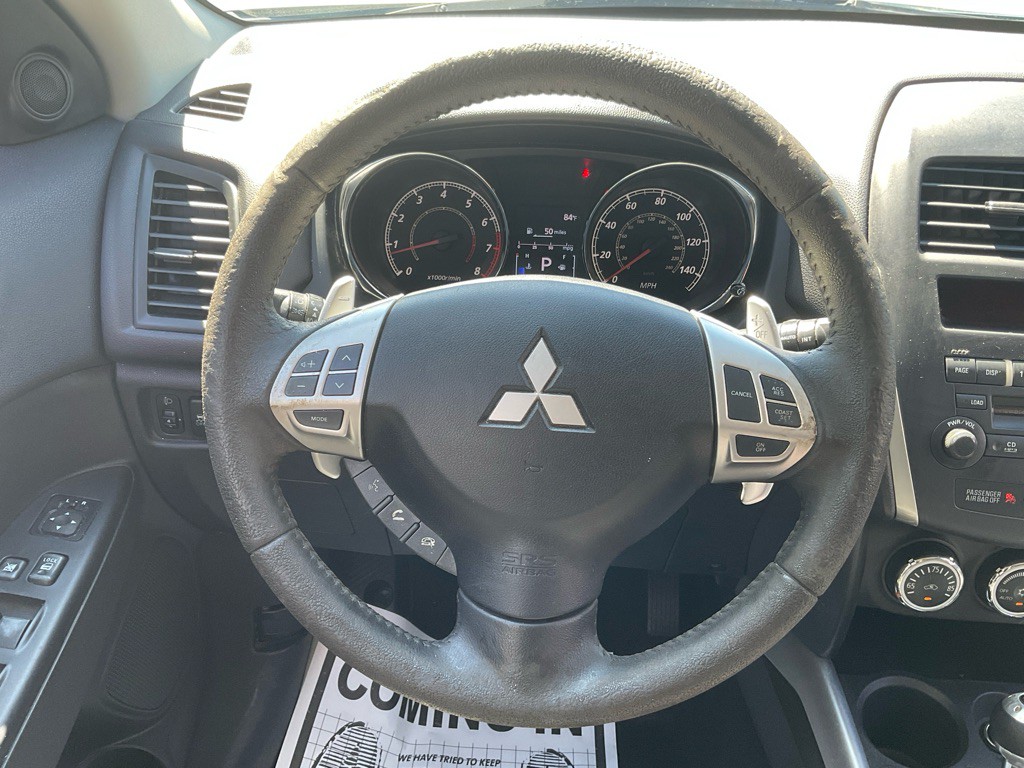 2013 Mitsubishi Outlander Image 22
