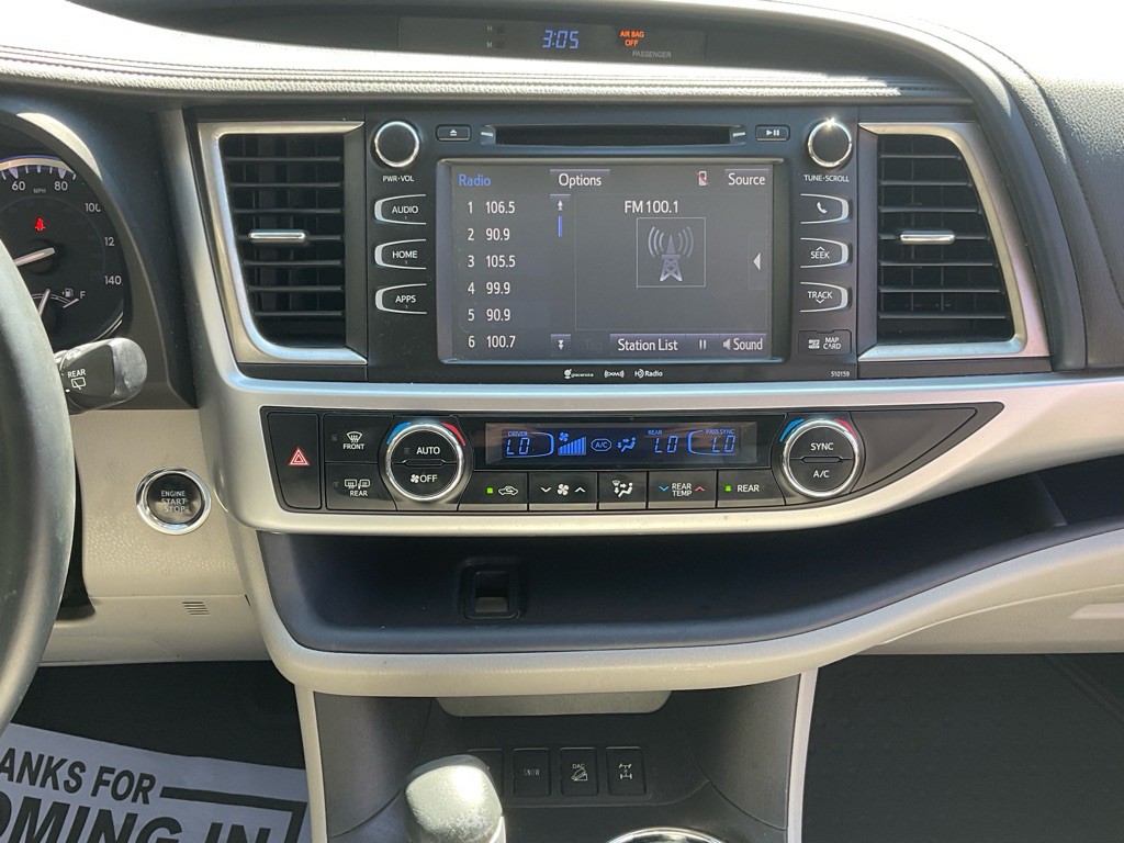 2016 Toyota Highlander Image 22