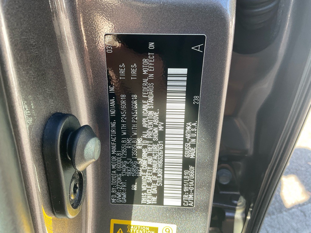 2016 Toyota Highlander Image 47
