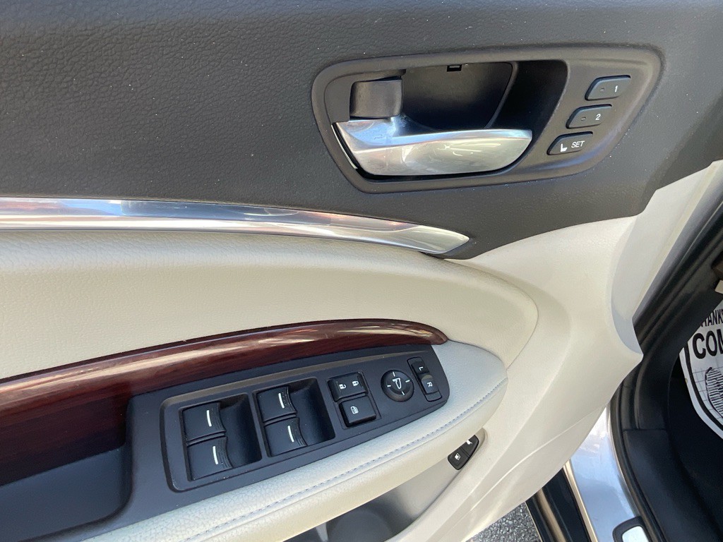 2016 Acura MDX Image 39