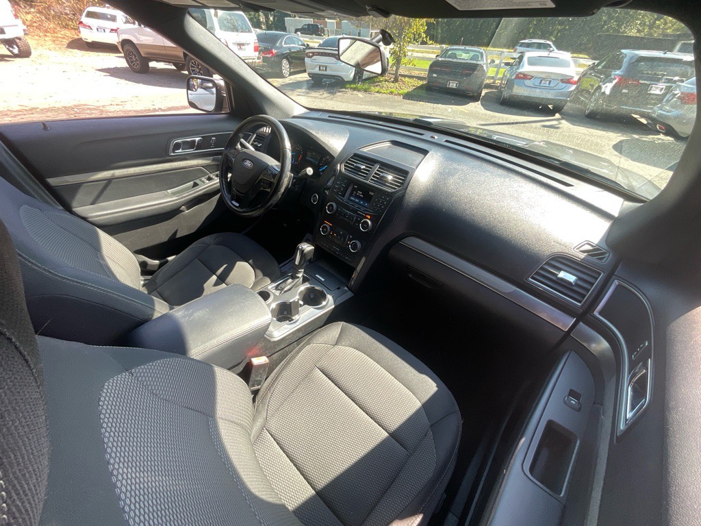 2018 Ford Explorer Image 18