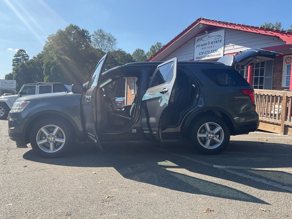 2018 Ford Explorer Image 32