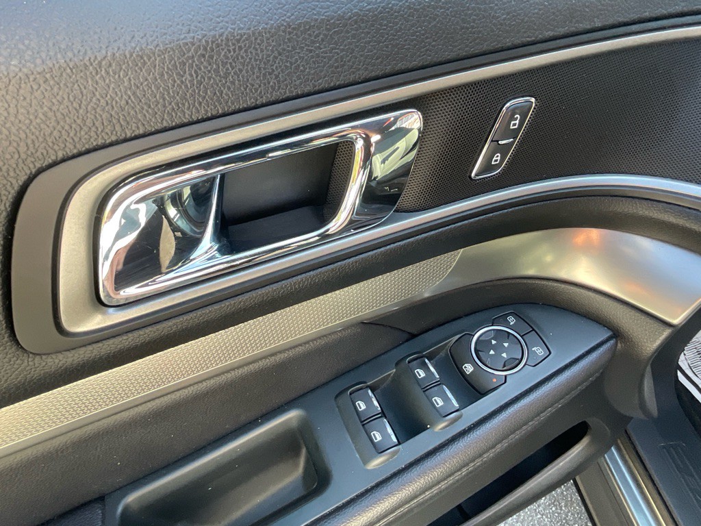 2018 Ford Explorer Image 36