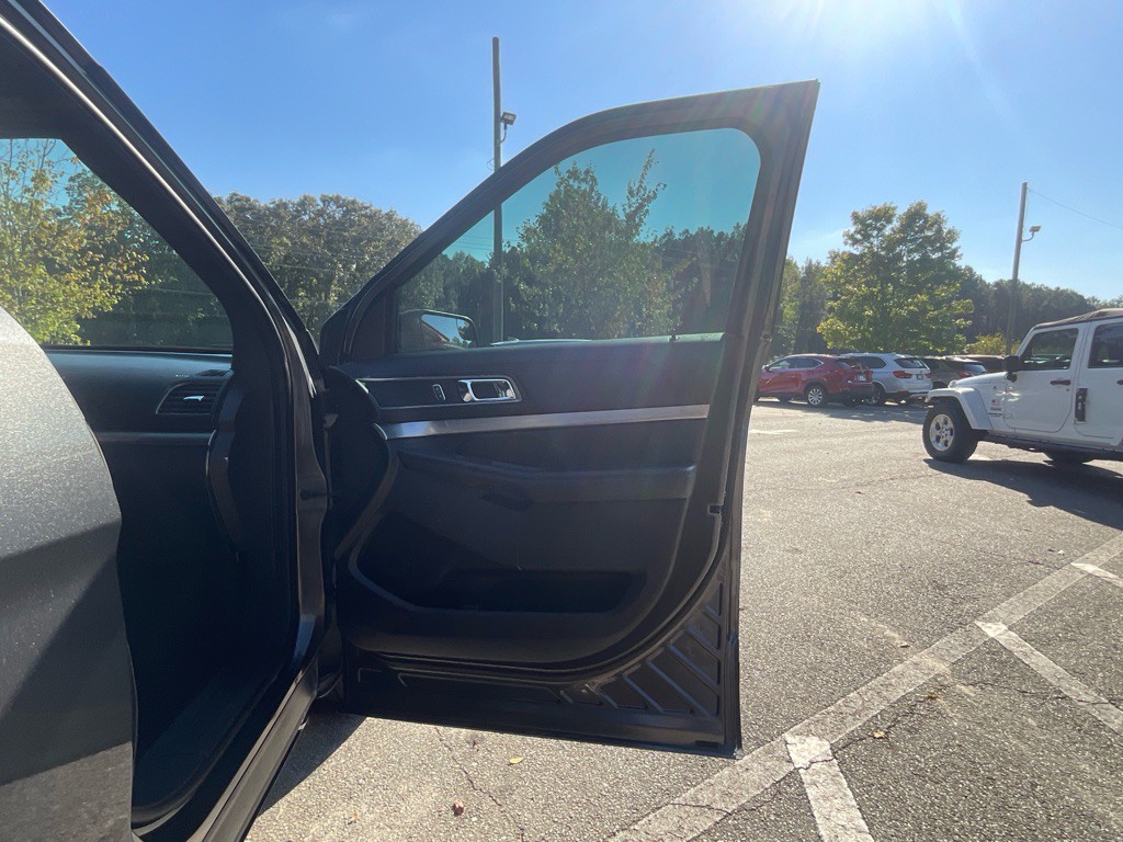 2018 Ford Explorer Image 39