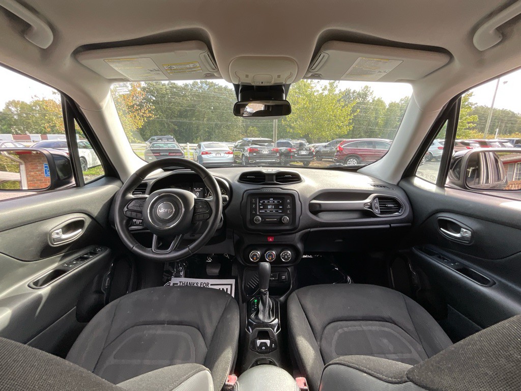 2017 Jeep Renegade Image 20