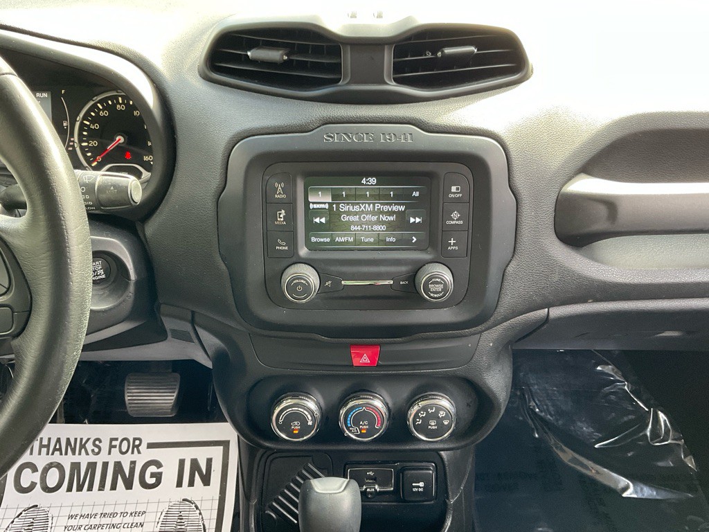 2017 Jeep Renegade Image 22