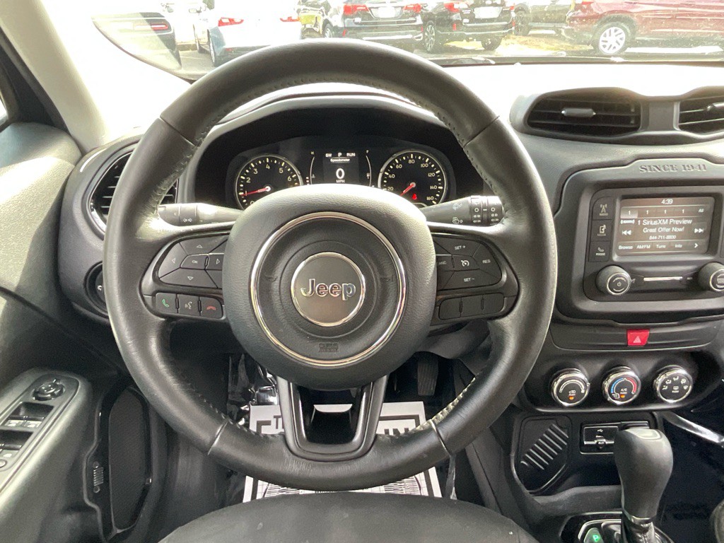 2017 Jeep Renegade Image 23