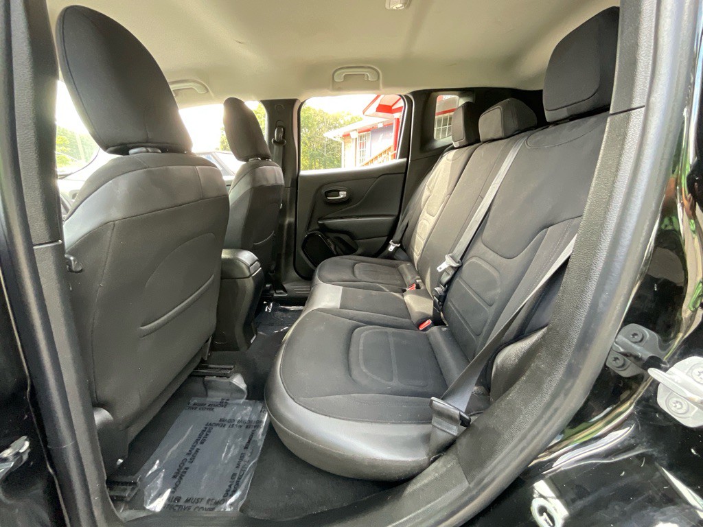 2017 Jeep Renegade Image 27