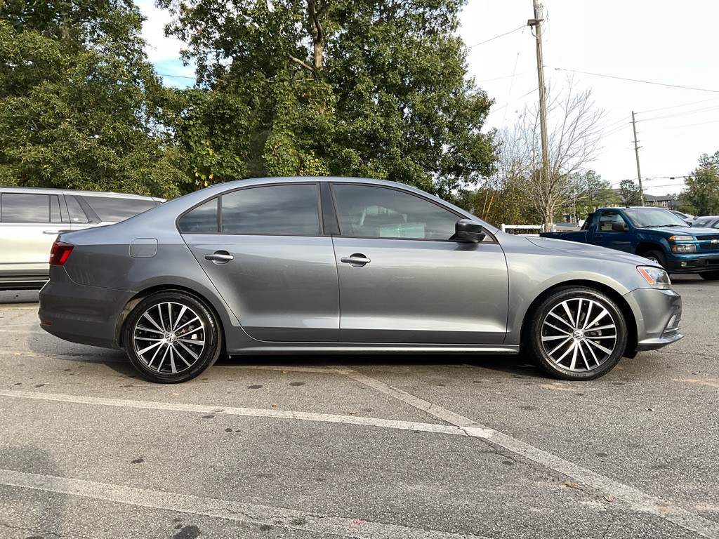 2016 Volkswagen Jetta Image 4