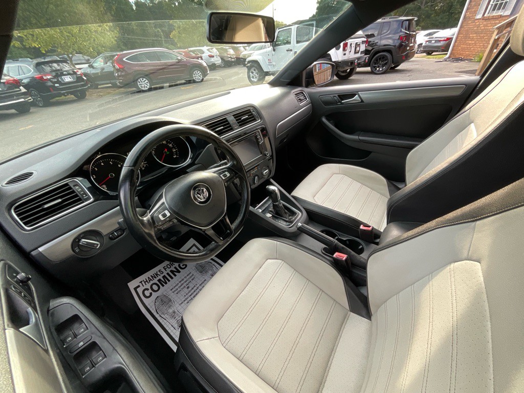 2016 Volkswagen Jetta Image 15