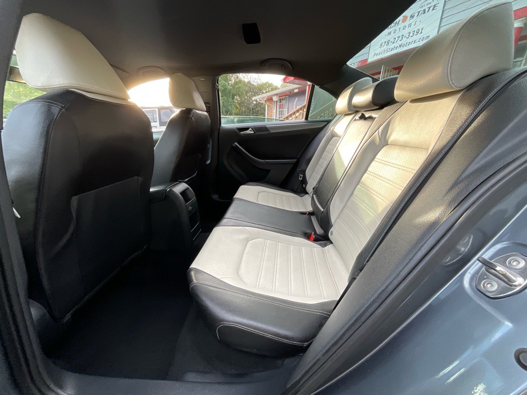 2016 Volkswagen Jetta Image 28