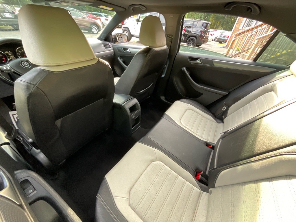 2016 Volkswagen Jetta Image 29