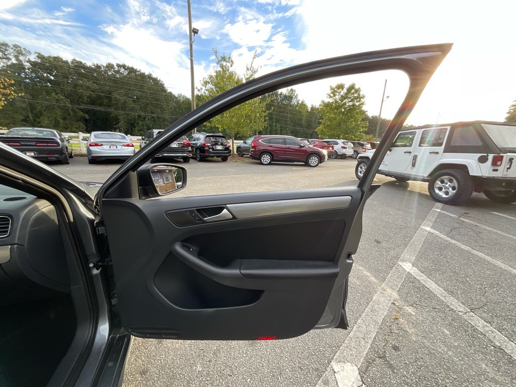 2016 Volkswagen Jetta Image 42