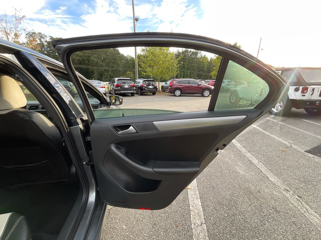2016 Volkswagen Jetta Image 43