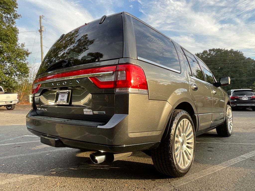 2015 Lincoln Navigator Image 5